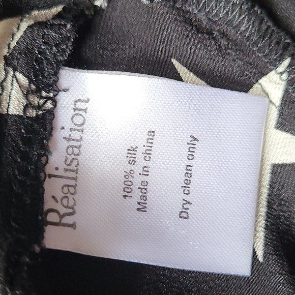 Women's dress - Picture 7 of 9